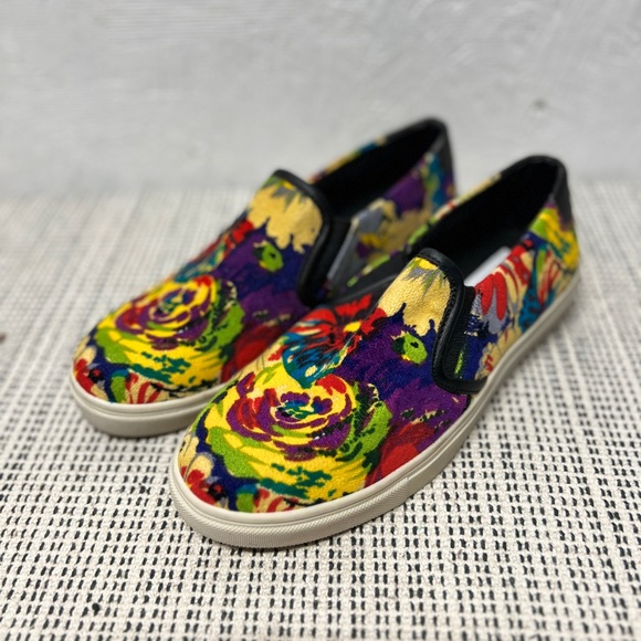Steve Madden Women's Shoe eccentric floral colorful Fashion Sneaker sz 7B - Picture 5 of 9
